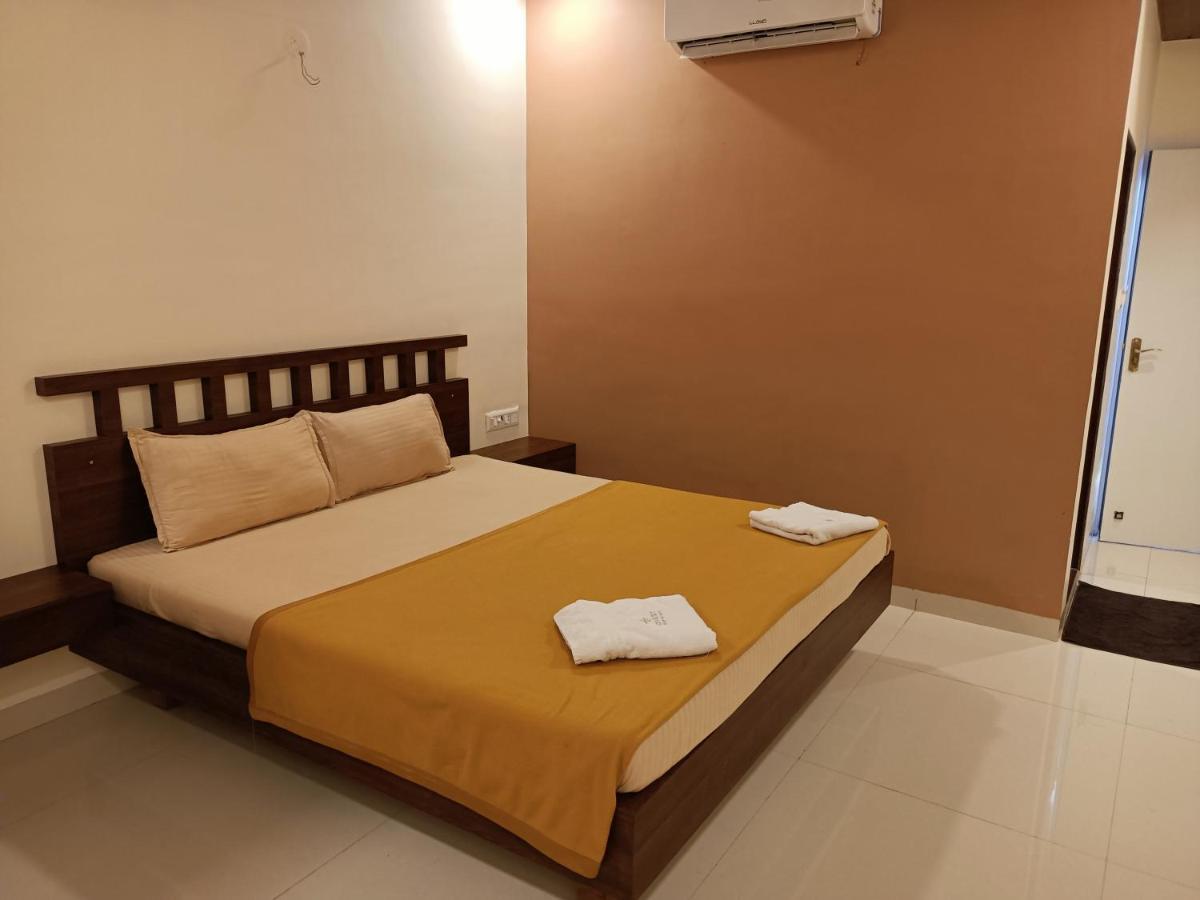 Hotel O'Nest Countryside Surai Exterior foto