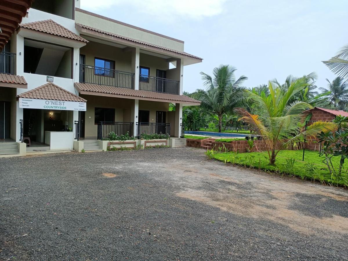 Hotel O'Nest Countryside Surai Exterior foto